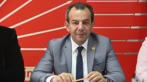 Bolu Belediye Başkanı Tanju Özcan'a Suriyelilerle ilgili kararları nedeniyle soruşturma açıldı